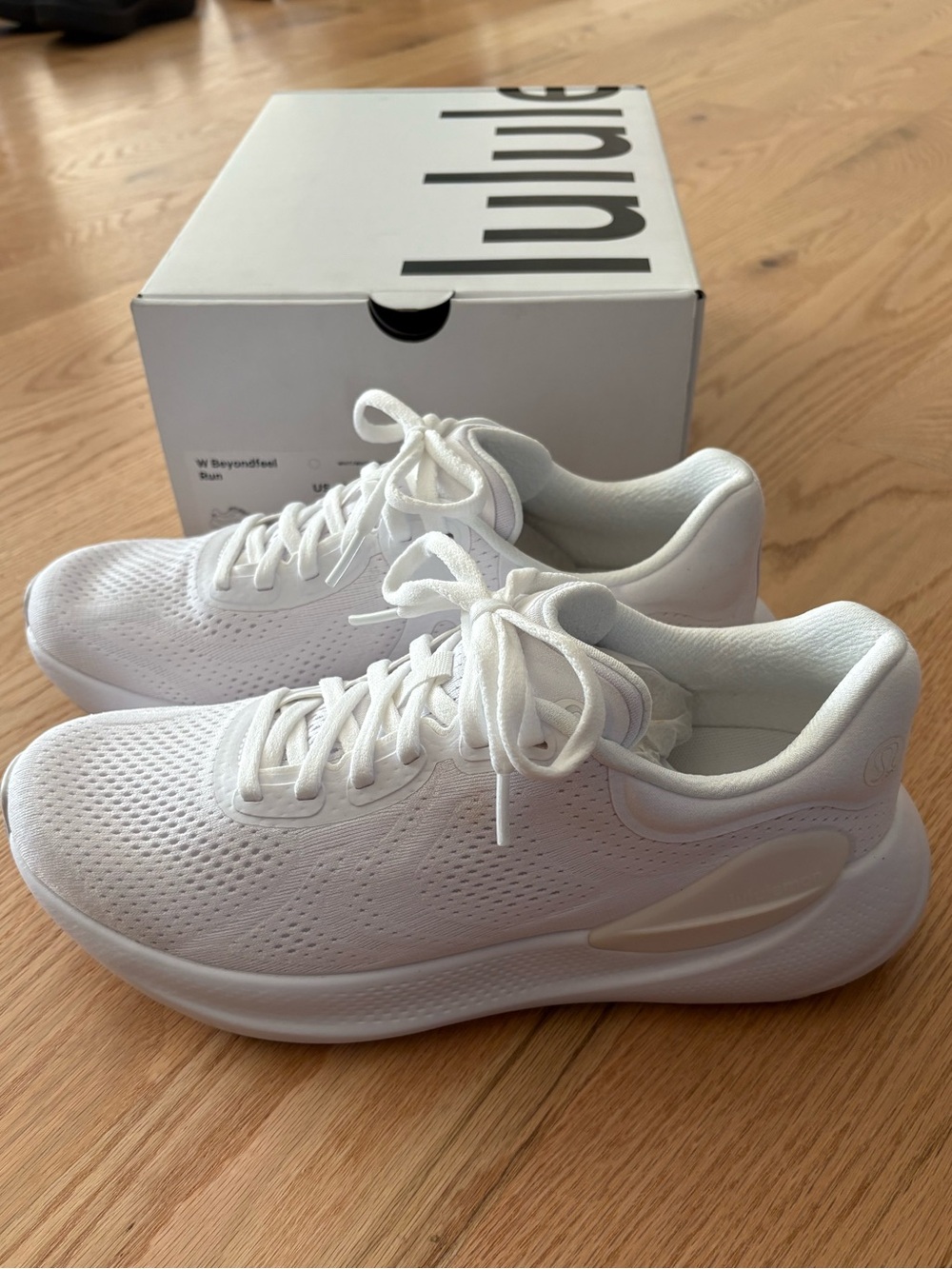 NWT Lululemon Beyondfeel Running Shoes - Triple White - Women's Size 9.5